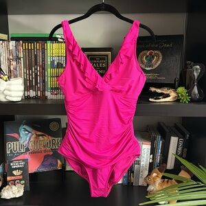 Ralph Lauren - Pink Ruffled V-neck One-Piece Swimsuit (Underwire, Ruching) - 12